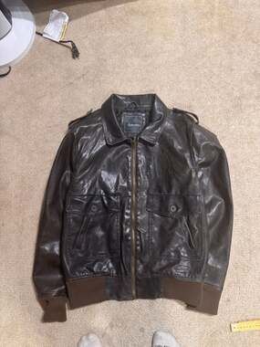 Urban Heritage Collection Brown Leather Bomber Aviator Flight Jacket Size Medium